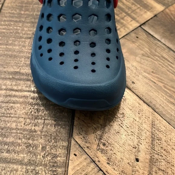 Joy Bee 🐝 Toddler Crocs size 10/11 - Picture 7 of 10